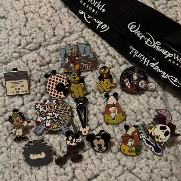 AUTHENTIC DISNEY PINS AND LANYARDS - Picture 2 of 2